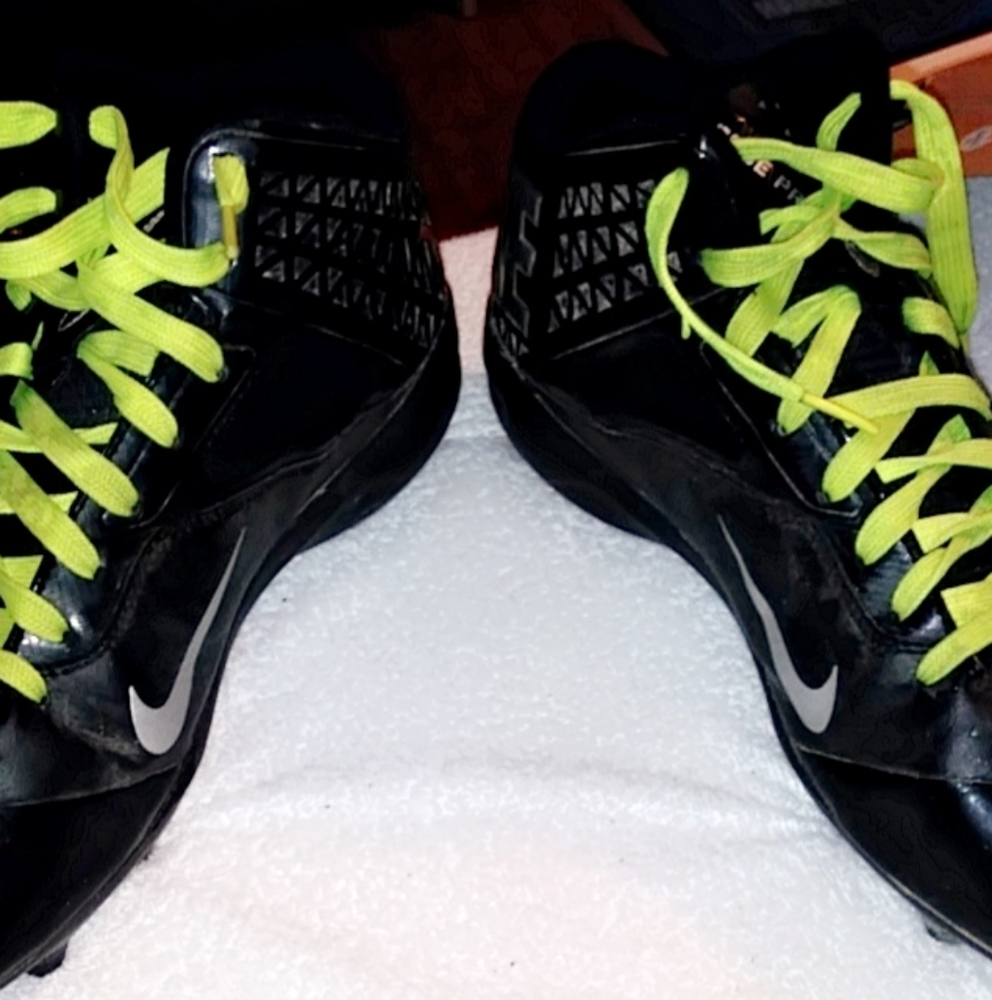 Cleats - Picture 2 of 5